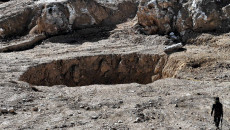 Government starts exploration of two mass graves in Nineveh