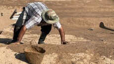 Daquq Villages: time for mud plastering