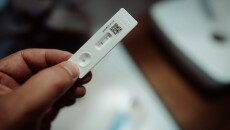 هل تسبب حبوب منع الحمل العقم؟ توضيح طبي مهم