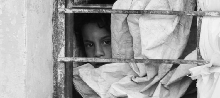 سەرما بەرۆكی ئاوارەكان دەگرێت و حكومەت نەوتی لێگرتونەتەوە