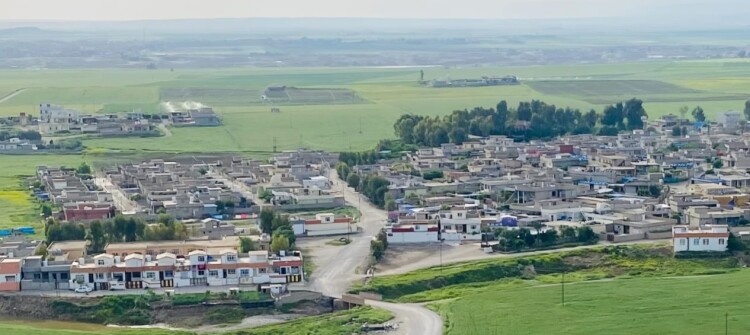 ئۆفه‌رێك بۆ هاوسه‌رگیری <br>زه‌وییه‌كی 200 مه‌تری وه‌ربگره‌ و 50ی بكه‌ به‌ سه‌وزایی