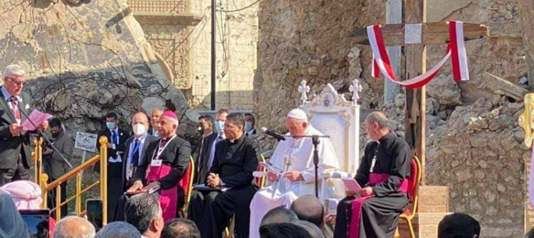 البابا يدعو المكون المسيحي إلى العودة لمدينة الموصل